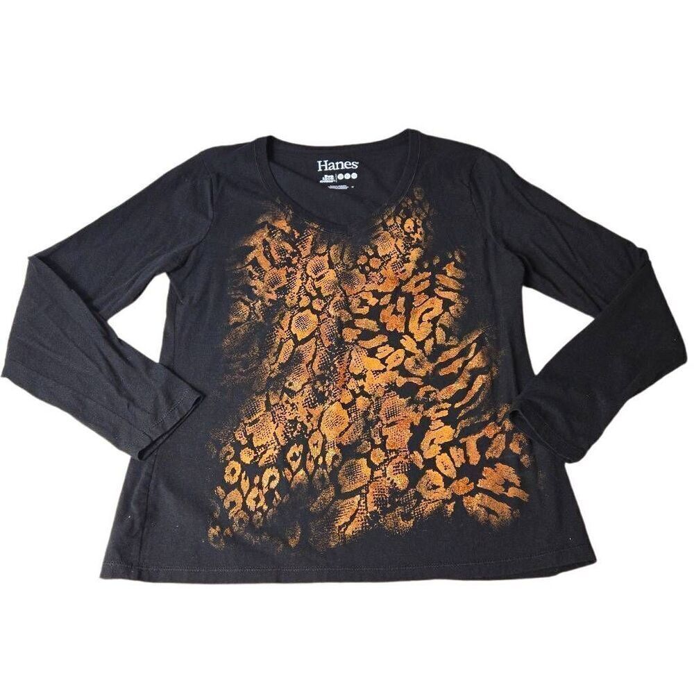 Hanes gold animal print shirt longsleeve M